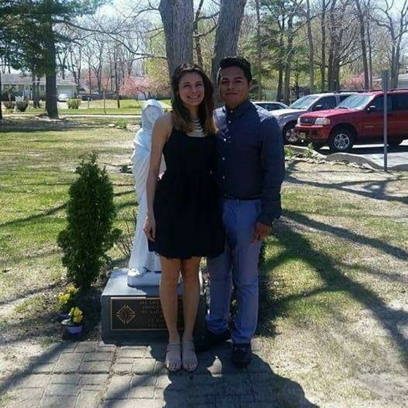 Meet your Posher, Elizabeth - Picture 3 of 4